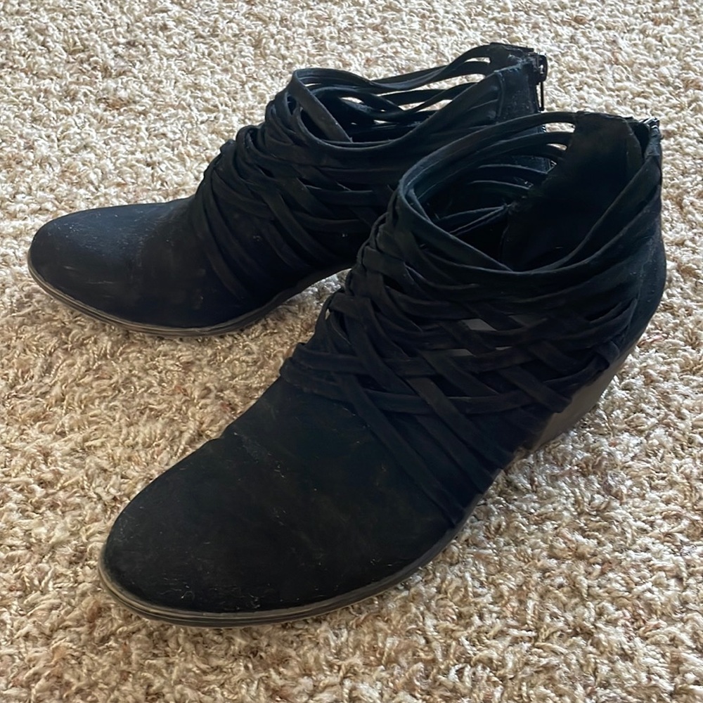 Fergalicious black suede strappy heeled booties, size 9.5